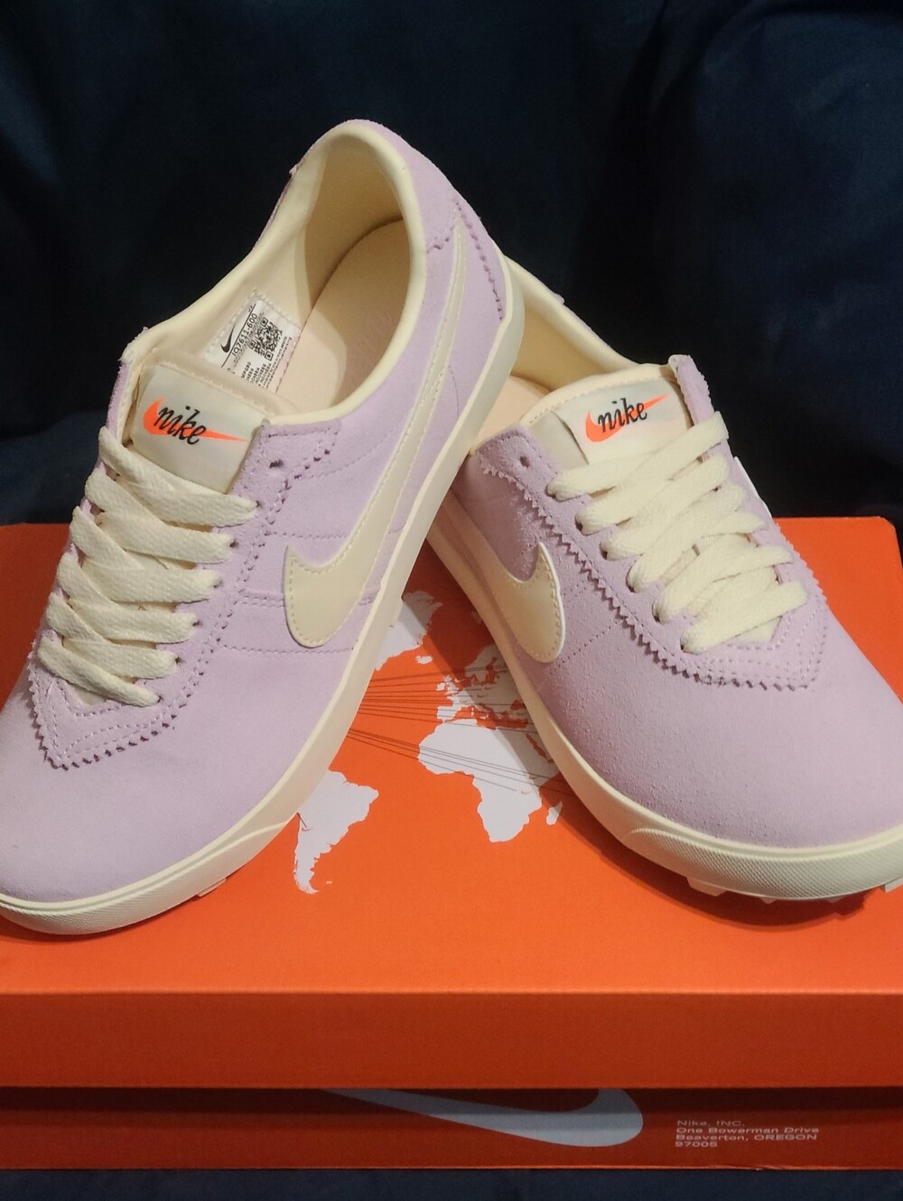 Nike Astrograbber Low "IQ7611-600", New In Original Box! Womens 5/Youth 3 5